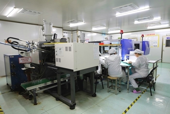 SICHUAN VSTAR OPTICAL TECHNOLOGY CO.,LTD factory production line