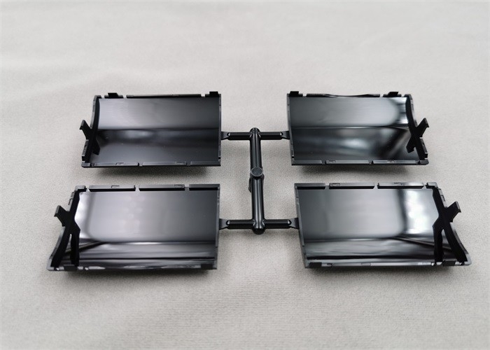 Max 50nm Surface Roughness 90% Transparency IR Filter Window Plastic Injection Tooling